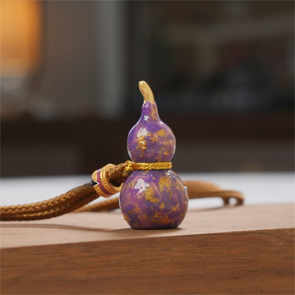 Halskette mit Emaille-Kürbis, tropfendes Öl